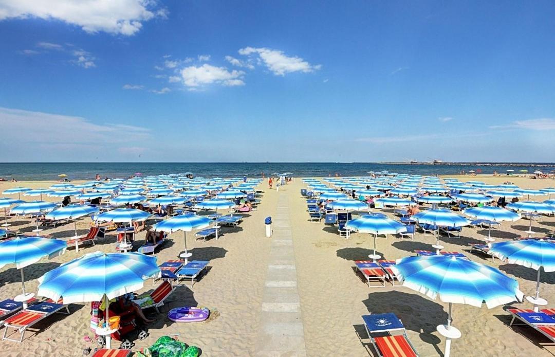 Bilocale Marina Romea Exterior foto